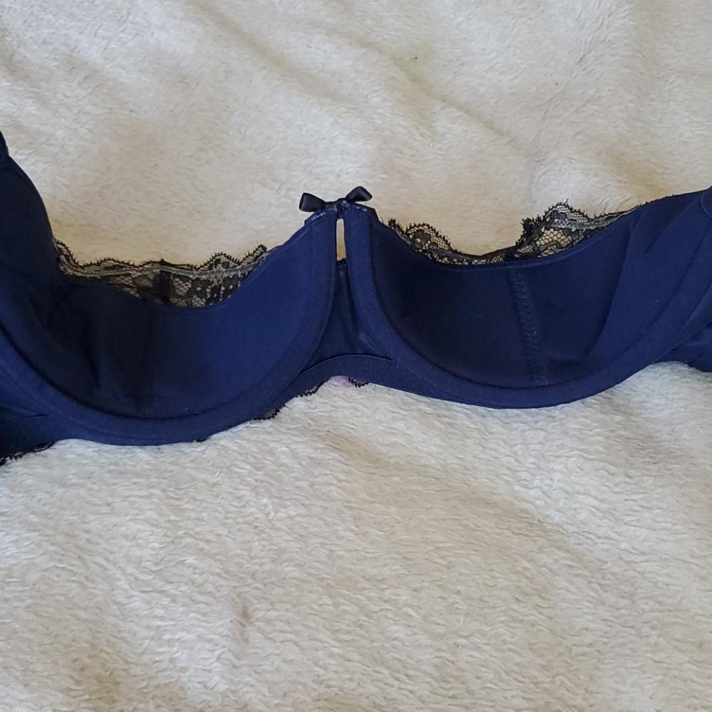 Womens bra - Picture 4 of 7